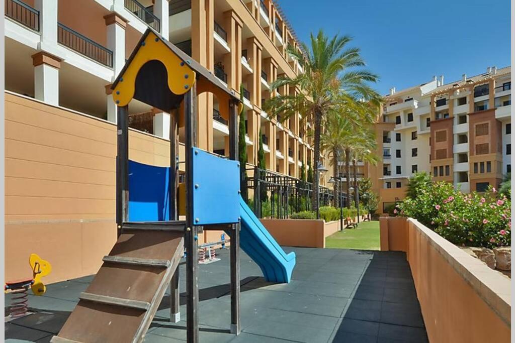 Penthouse With Sea Views In Marbella Exterior foto